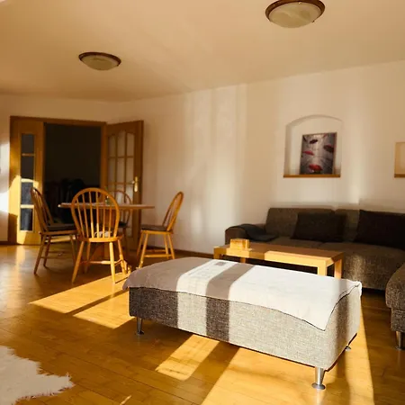 Daire Srdce Mesta 3 - Slnecny V Podkrovi S Balkonom Nad Ulicou Stará Turá