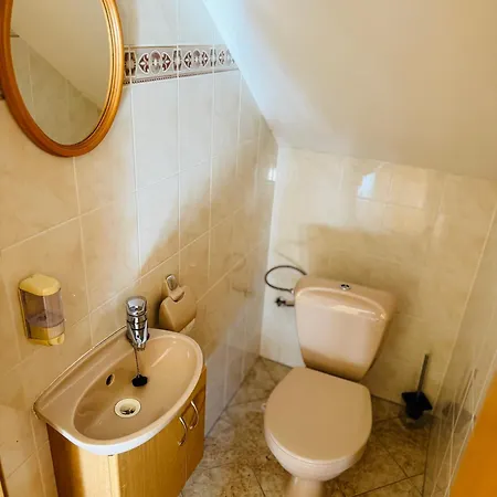 Srdce Mesta V Podkroví - Slnečný S Balkónom Appartamento *